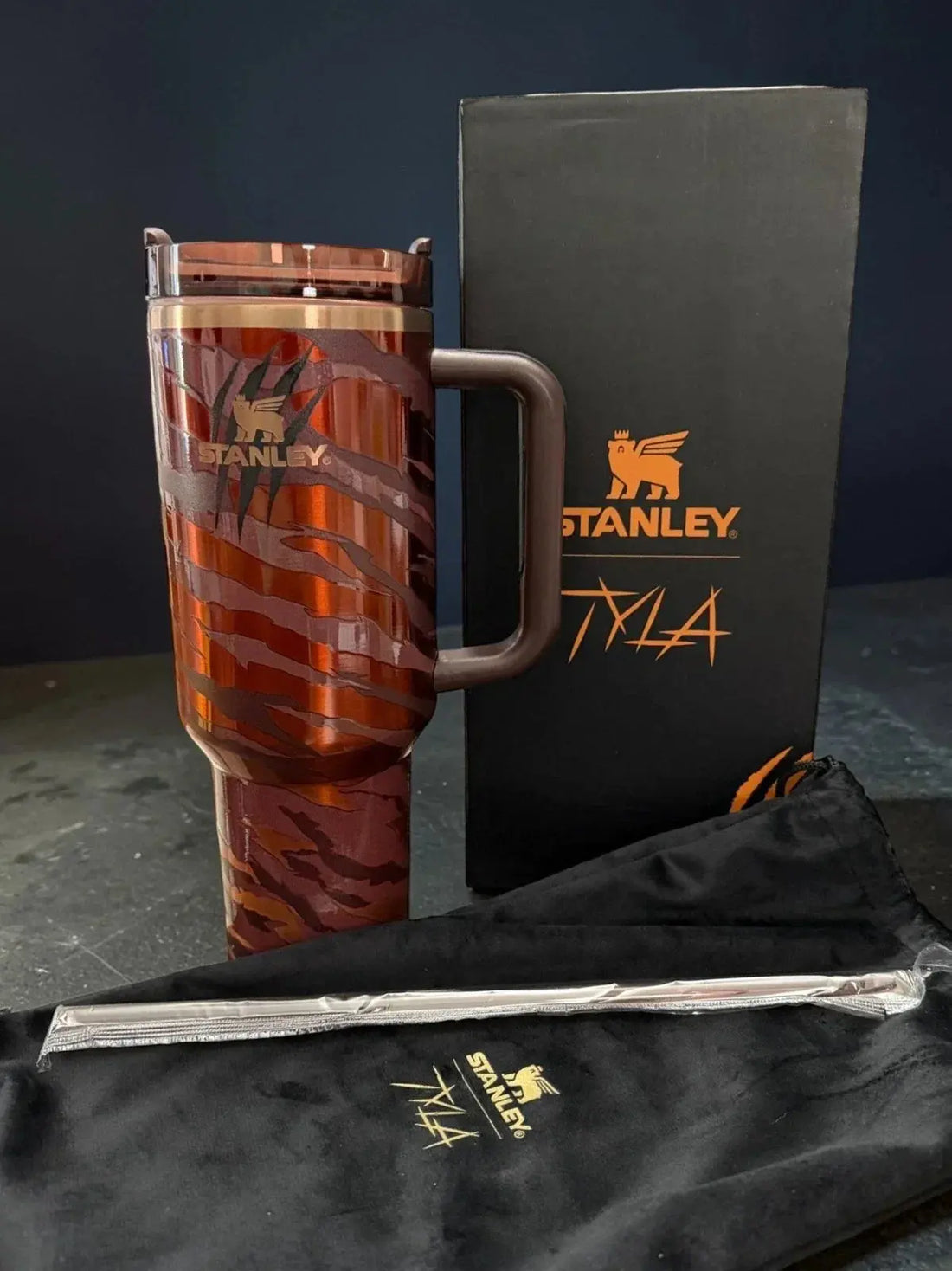 Stanley x TYLA 40oz Quencher H2.0 FlowState Tumbler – Tyla Tyger Limited Edition BeautySense